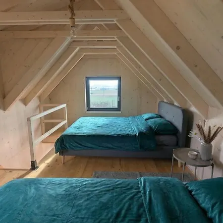 Solar Cinema With Hot Tub In Ferienhaus