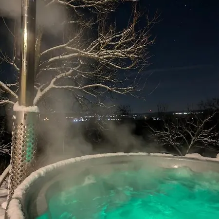 Solar Cinema With Hot Tub In Holiday home *