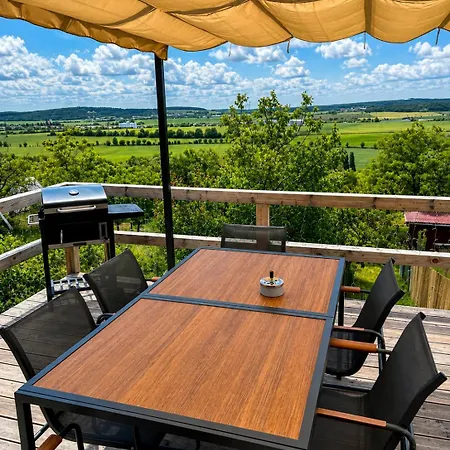 Solar Cinema With Hot Tub In *