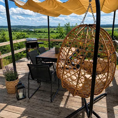 Solar Cinema With Hot Tub In Holiday home Brno
